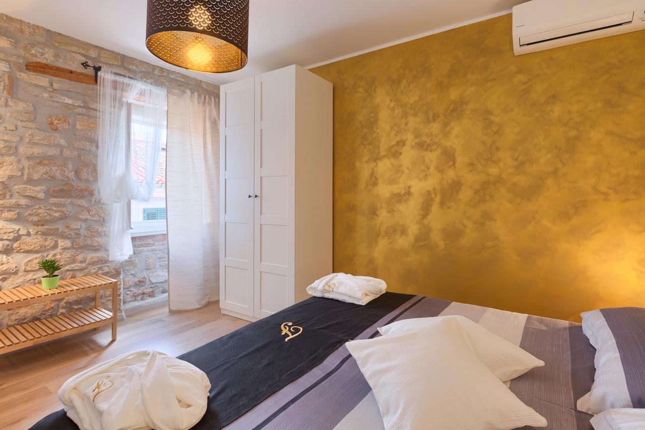 Luxury Fabris *